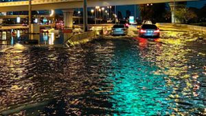 In Dubai haben massive Regenfälle teilweise für Chaos gesorgt. Foto: AFP/GIUSEPPE CACACE
