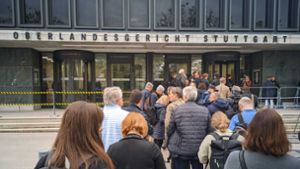 Angeklagte aus Horb und Region: Reichsbürger-Prozess startet – aber verzögert sich gleich mal