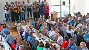 Der Kirchenchor unterhielt bei der Feier zum 50-jährigen Bestehens des Wandervereins Dautmergen. Foto: Jetter